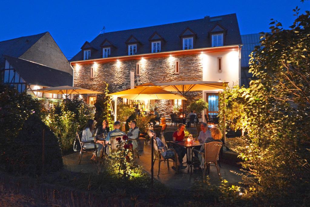 Juffer Flair Restaurant Gaestehaus Brauneberg Exterior foto