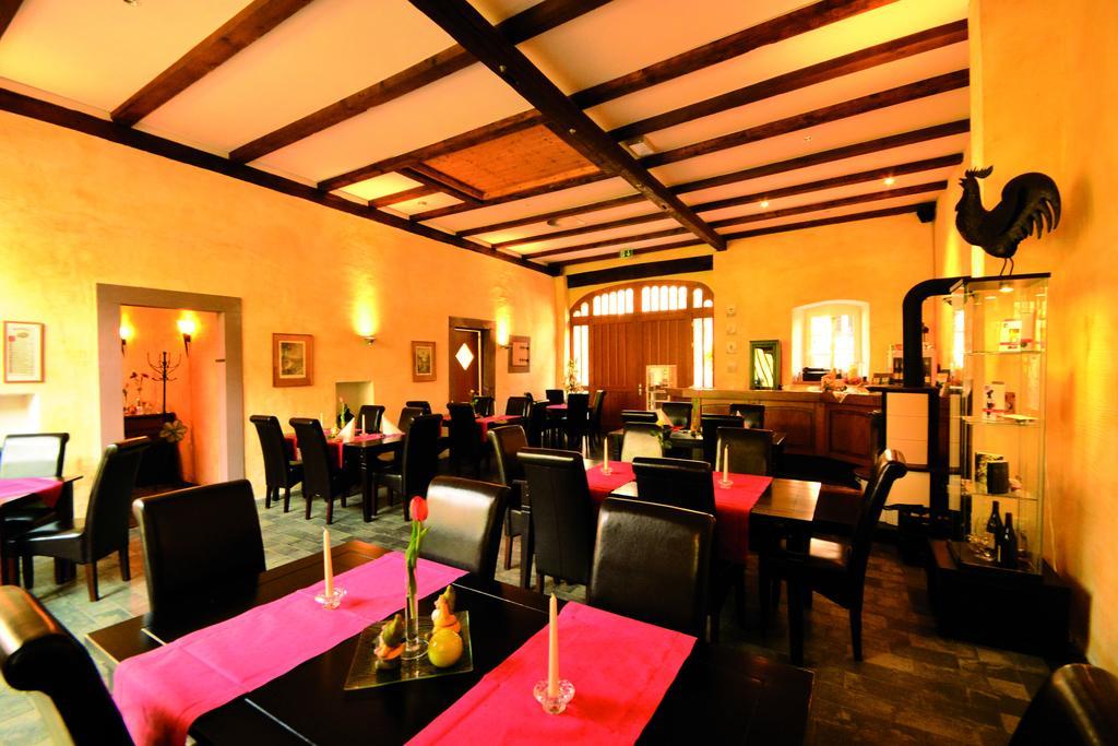 Juffer Flair Restaurant Gaestehaus Brauneberg Exterior foto