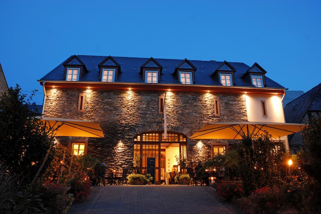 Juffer Flair Restaurant Gaestehaus Brauneberg Exterior foto